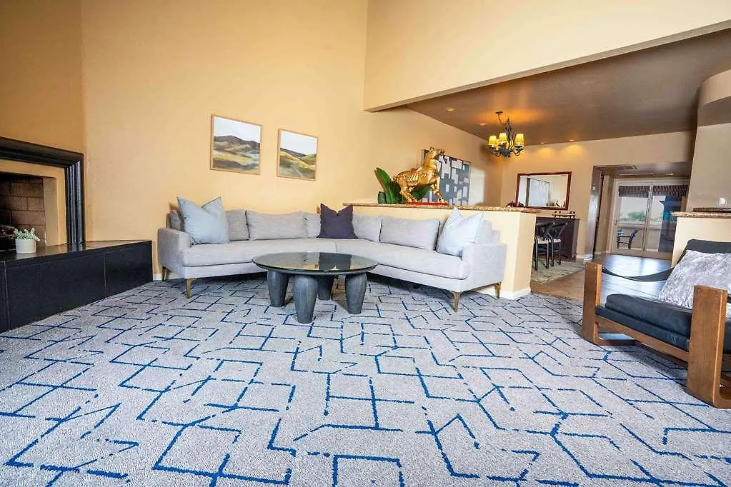 The Scottsdale Plaza Resort & Villas Paradise Valley